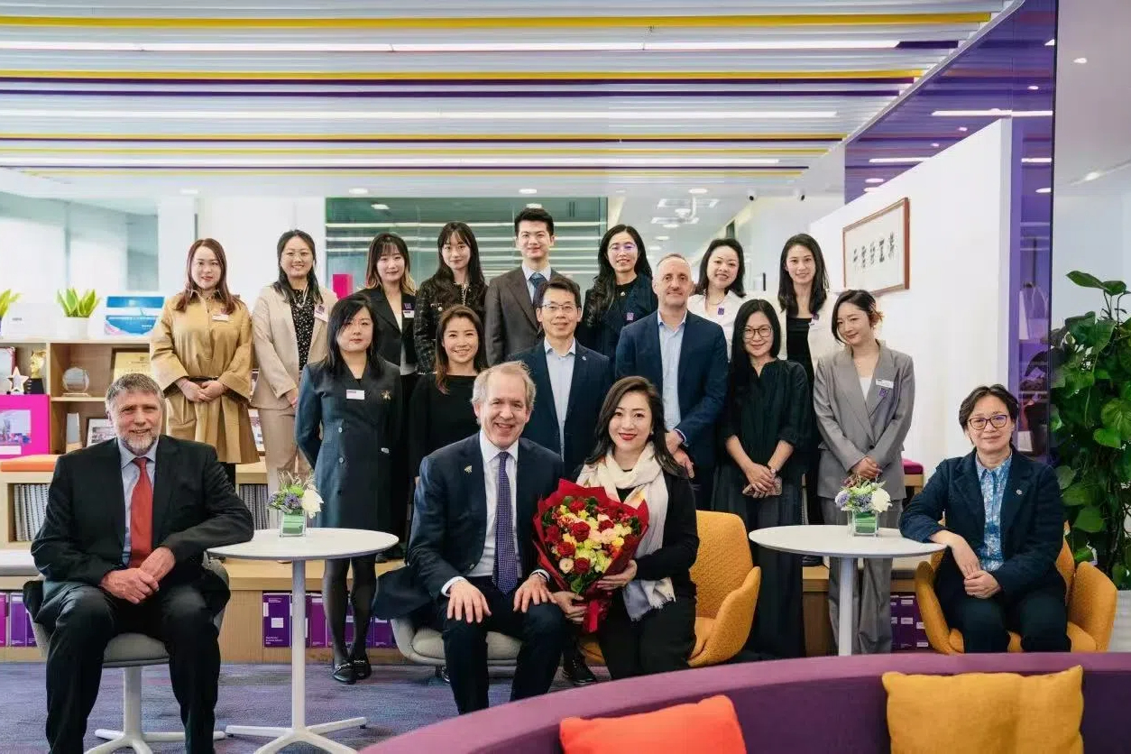 曼大新任校长邓肯·伊维森访问中国中心，共谋中英教育合作新发展